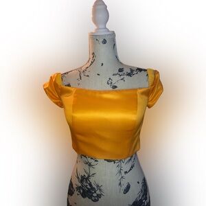 NWT Bright Yellow Satin Off-the-Shoulder Fitted Short Blouse